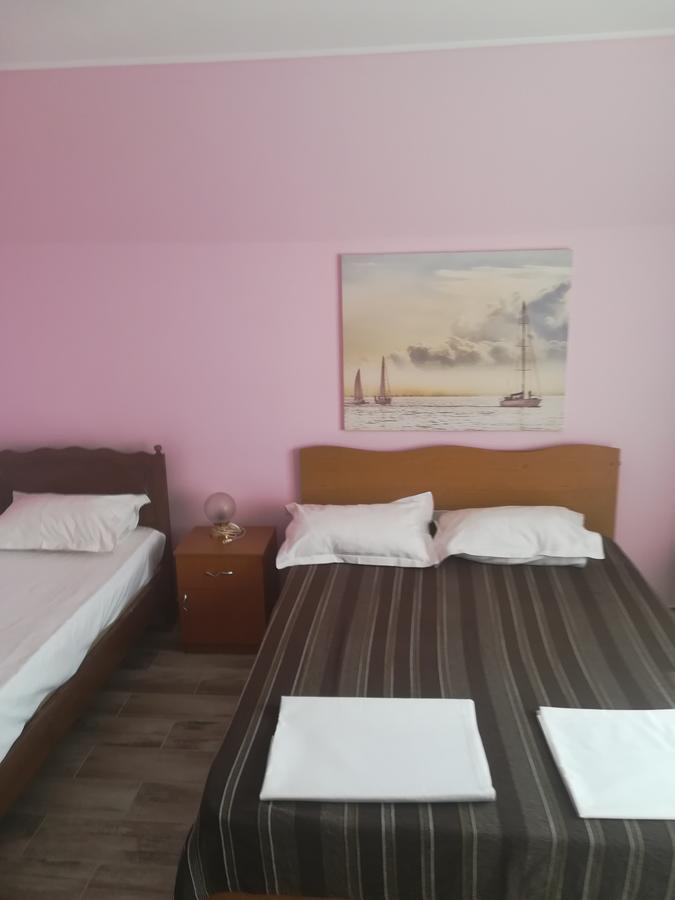 Hotel Casa Dalena Costinesti Esterno foto